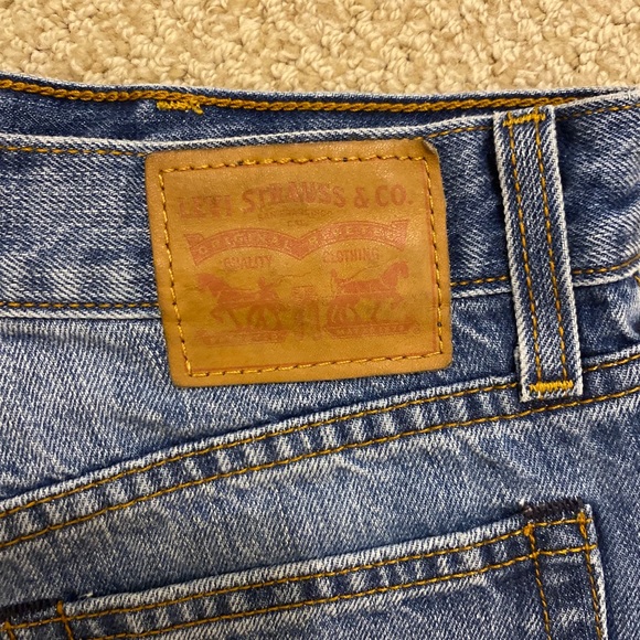 501® Levi Original High Rise Shorts - Picture 5 of 5